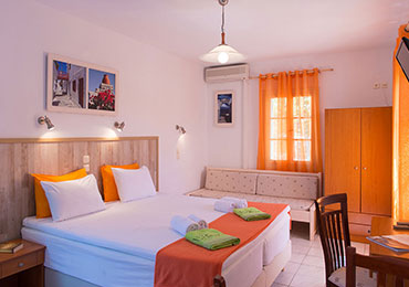Economy double room at Edem hotel in Sifnos