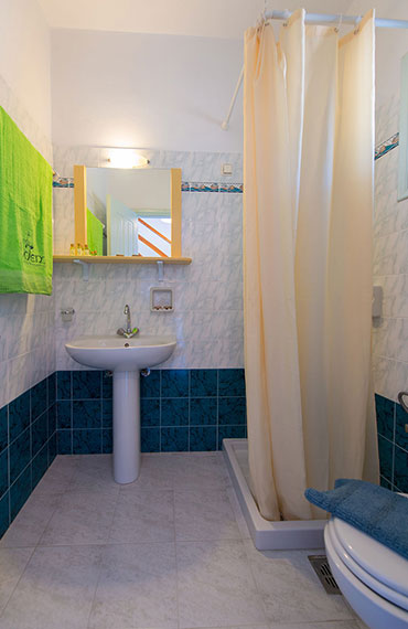 Bathroom of the split-level maisonette