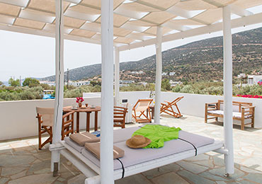 Veranda grande della maisonette superior dell'hotel Edem a Sifnos