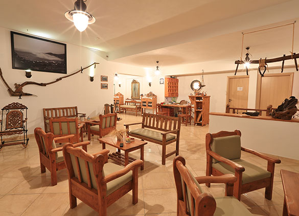 La lobby dell'Edem hotel-appartamenti a Sifnos
